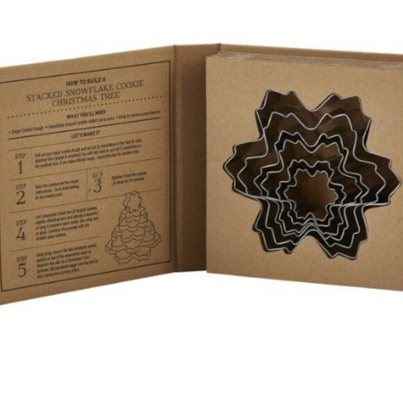 Set of 6 Nestled Snowflake Cookie Cutters, New in Box - Picture 2 of 2